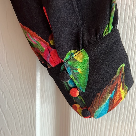 Farm Rio long sleeve wrap dress with tie - super cute multi color pear print - Picture 5 of 5